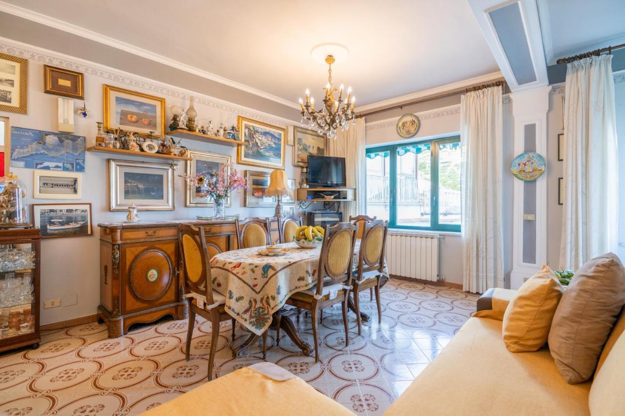 Casa Amena Apartment Minori Bagian luar foto
